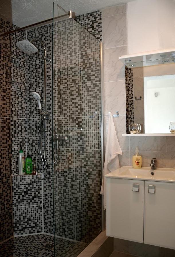 B&B On The Rocks Blizna Donja Екстериор снимка